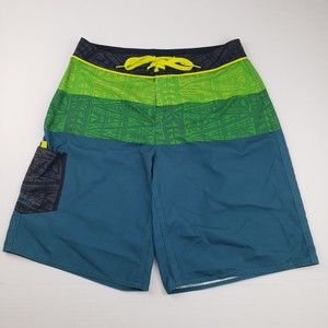 Crazy Shirts Hawaii Original Men's Shorts Size 32 Perfect Swimming Lightweight